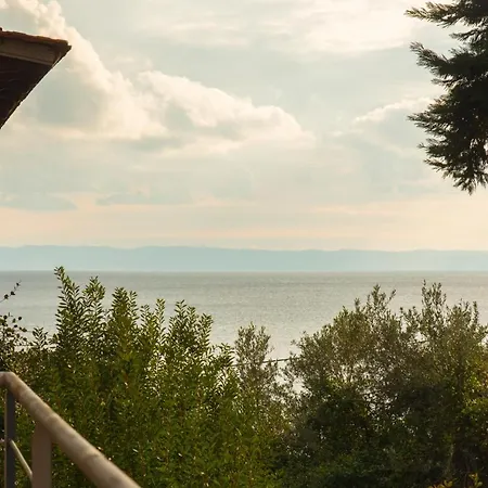 Holiday home Octopus House 1 Min From The Of Nikiti (Sithonia)