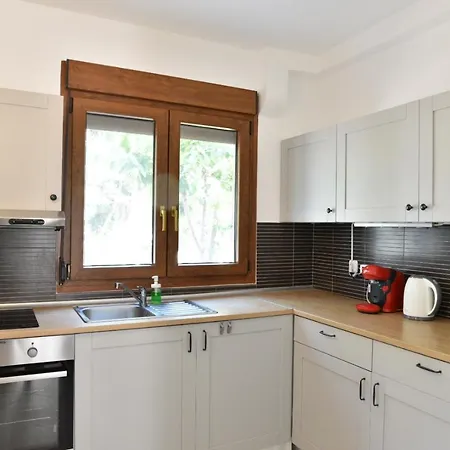 Holiday home Octopus House 1 Min From The Of